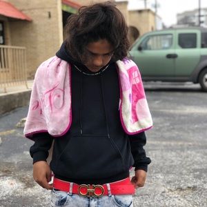 Meet your Posher, Manuel